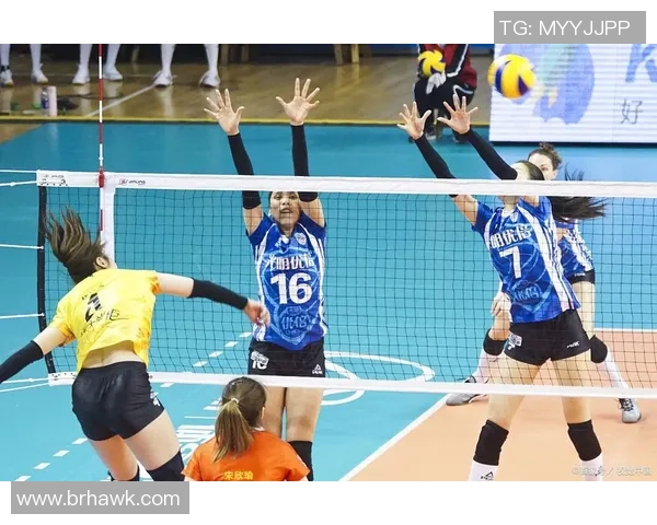 勇士与快船激战正酣央视网全程直播精彩瞬间不容错过