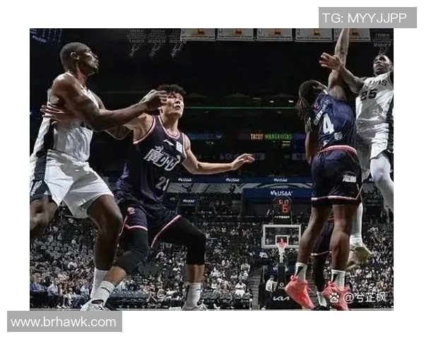 火箭与快船激战正酣10月27日NBA赛场精彩对决即将上演