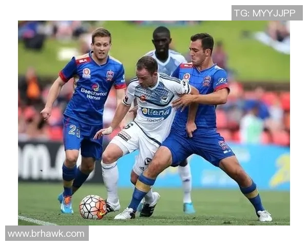 珀斯光荣与西方联比赛因天气原因延期球迷期待新赛程安排